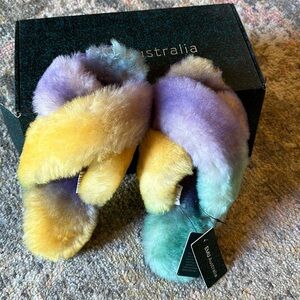 Free People EMU Australia Slipper Made From Real Sheep Fur. Size 8. Purple/Mauve